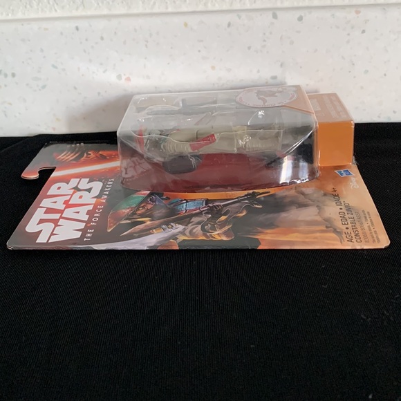 2015 Hasbro Disney Star Wars Constable Zuvio Action Figure - Picture 4 of 11